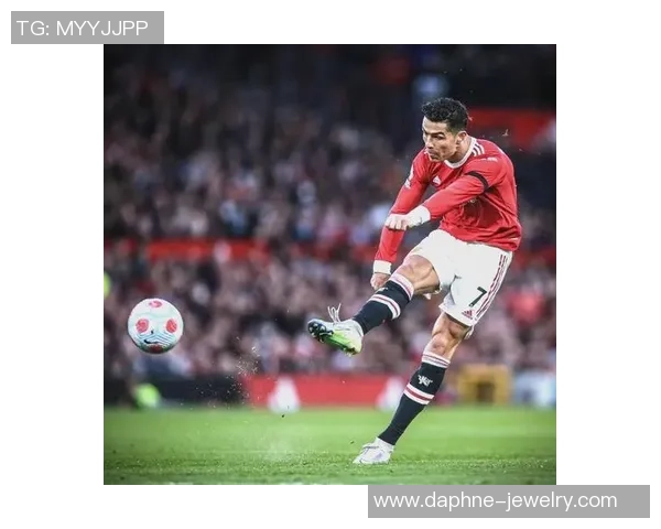 国王杯惊天逆转曼联4-3战胜巴黎圣日耳曼上演帽子戏法传奇时刻