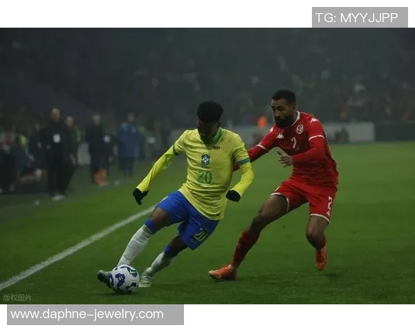 德甲激战巴萨惊险逆转曼城争议判罚引发全场热议