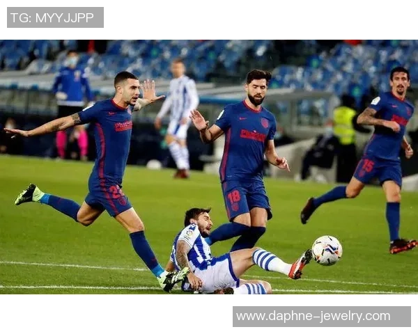 中超精彩对决里昂大胜尤文图斯战术分析引发全场热议