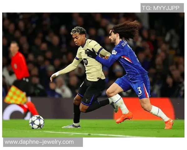 尤文图斯逆转切尔西3-2震惊世界杯历史冷门瞬间引发全场狂欢