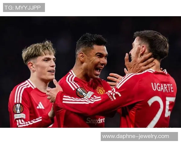 欧联杯激战巴萨主场3-0战胜里昂红牌争议引发全场热议